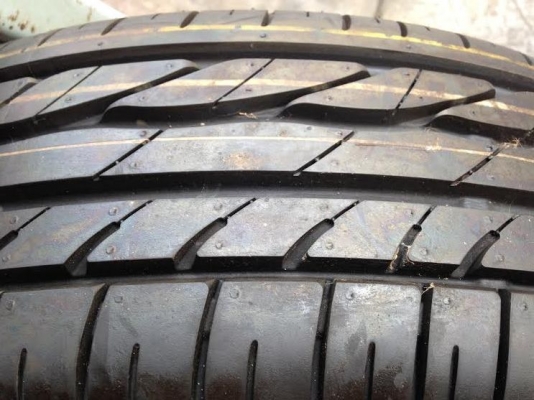 ยางอะไหล่ 195 65 15 สภาพไม่เคยลงพื้นเลยสักครั้ง