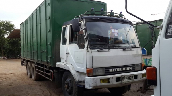 ขายด่วน MITSUBISHI FUSO  พร้อมใช้