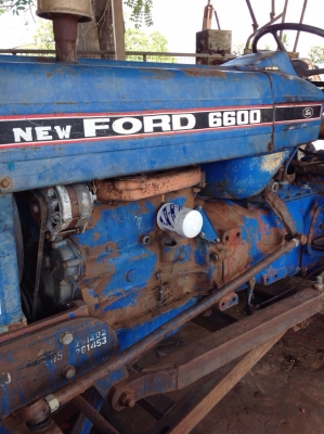 แทรกเตอร์ฟอร์ด 77 มีผานดันหน้า และผานหลัง สภาพดีเดิมๆทั้ง คัน ที5 ไม่ทะเบียน