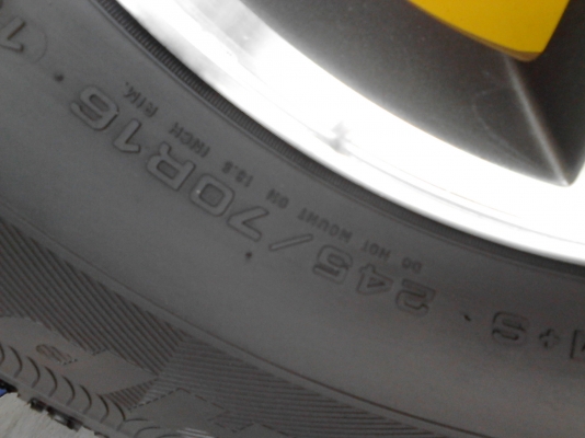 แม๊ก ขอบ 16 ขนาด 6 รู ( 16 X7JJ ) พร้อมยาง 245/70R16 GOODYEAR EAGLE ชุด 4 ล้อ TEL.081-427-3941