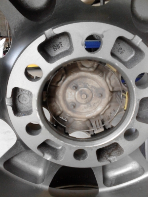 แม๊ก ขอบ 16 ขนาด 6 รู ( 16 X7JJ ) พร้อมยาง 245/70R16 GOODYEAR EAGLE ชุด 4 ล้อ TEL.081-427-3941