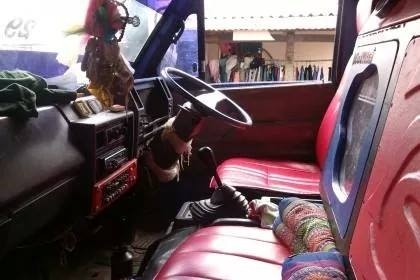 ***ขายแล้วครับขอบคุณ Truck2hand ขาย6ล้อโดยสารสวยๆเครื่องเสียงเพราะๆ ISUZU NPR115 JAANPR59LL "กรองดำ"เกียร์สั้นห้างแท้ปี34 เครื่องเดิมเกียร์เดิม 4BD1-115 แน่นๆ แรงดี เกียร์สั้นเข้าง่ายไม่มีหลุด ช่วงล่างเดิม รถห้าง 6น็อต หน้า-หลัง คัสซีดีเดิม ไม่ป