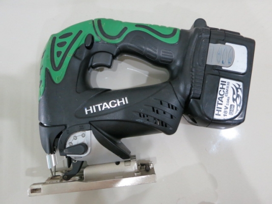 จิ๊กซอว์ไร้สาย (Jig Saw) Hitachi รุ่น CJ18DL 18 Volts แบต2ก้อน ที่ชาร์ท