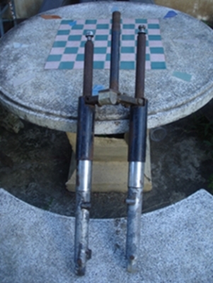 โช้คอัพหน้ามอเตอร์ไซค์ HONDA รุ่นเก่า โช้คอัพหน้ามอเตอร์ไซค์ HONDA รุ่นเก่า