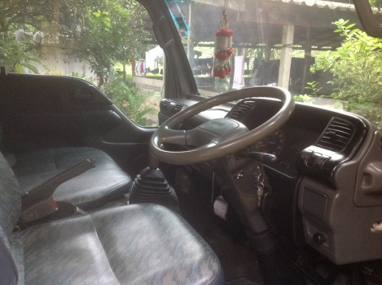 ขาย ISUZU.สี่ล้อ ไม่ติดเวลา  NHR69E. ค.100 แรง เครื่องแน่น. ครัชซีสวย. พ.เวอร์. แอร์หนาว  กระจกไฟฟ้า  แหนบหน้า. เพาลอย กะทะผ่า. ยางใหม่ แบตร์ใหม่  สวยๆพร้อมใช้งาน.  325000 ฿ พร้อมโอนครับ