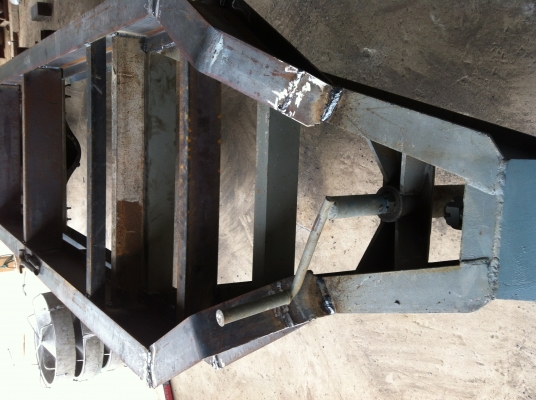 ต้องการขายเทลเลอร์รถไถสองเพลาใหม่ สำหรับรถใหญ่ ต้องการขายเทลเลอร์รถไถสองเพลาใหม่ สำหรับรถใหญ่