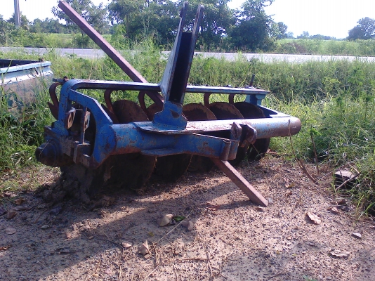 ขายหางไถ6จานของPTชลบุรีสภาพพร้อมใช้งาน0871684611