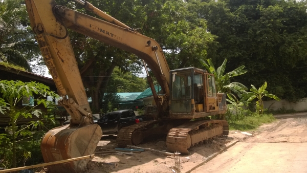 ขายด่วนรถมีอินวอย pc200 รุ่น3