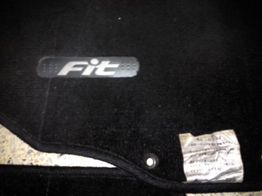 พรม FIT ตัวนอกครบชุดใส่ jazz สภาพสวย