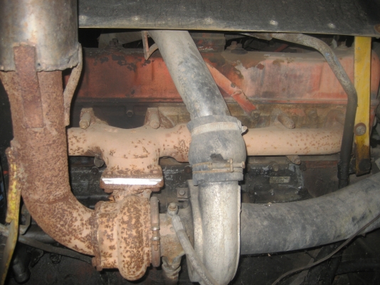 รถตีดิน เครื่อ่งอีชูชุ 270 แรง ปั้มไดกิ้น NO.22 ปั้มคอUCHIDA  ราคา  450,000  บาท