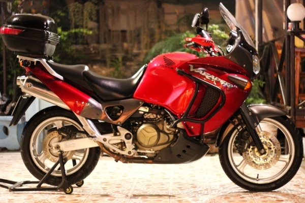 <เอิร์ท พิดโลก>Varadero 1000 ปี2001 ทะเบียน <รับแลกเทิร์น>