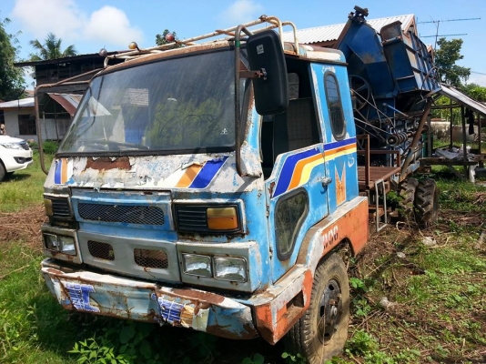 ขายรถนวดข้าวเกษตรพัฒนา 7ฟุต เครื่อง6สูบHINO เครื่องดี แคชซีใหญ่ ตู้นวดดีใช้งานได้เลย ราคา140,000 สภาพพร้อมใช้งาน สนใจโทร 090-8588220คุณนะ ID:narong498 หรือ www.truck.in.th/498