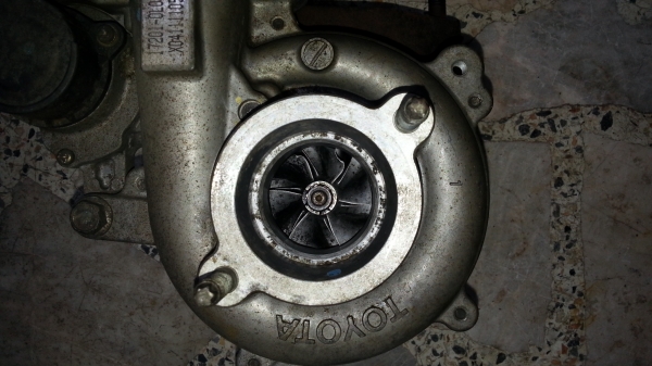 ขายเทอร์โบเดิม vigo 3.0 สภาพสวย 6,500 ( ต้องเปลี่ยนใบหน้า