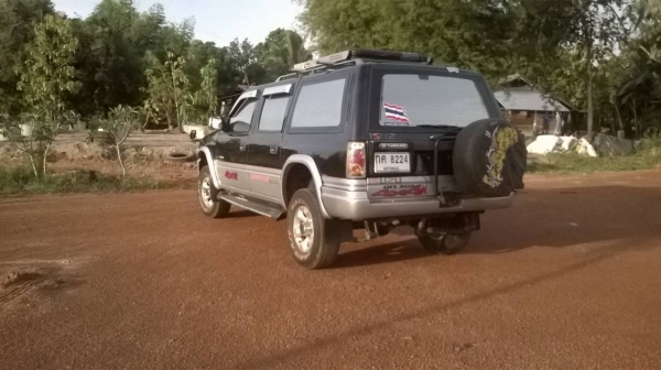 อีซูซู ไทยรุ่ง 4x4 พร้อมใช้ อีซูซู ไทยรุ่ง 4x4 พร้อมใช้