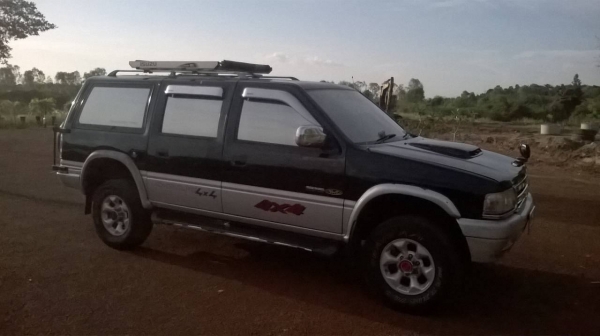 อีซูซู ไทยรุ่ง 4x4 พร้อมใช้ อีซูซู ไทยรุ่ง 4x4 พร้อมใช้