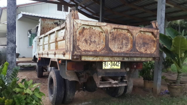 HINO KM310 ดั้มพ์ เครื่อง EM100 เฟืองท้ายเอฟ ทะเบียนเต็ม