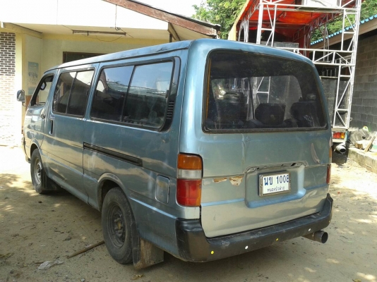 ขายรถตู้ โตโยต้าปี33 สภาพพร้อมใช้งาน พร้อมเบาะ เครื่องดีทะเบียนเต็ม เอกสารพร้อมโอน เครื่อง2.8