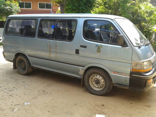 ขายรถตู้ โตโยต้าปี33 สภาพพร้อมใช้งาน พร้อมเบาะ เครื่องดีทะเบียนเต็ม เอกสารพร้อมโอน เครื่อง2.8