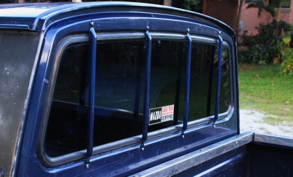 ขายMazda1000 midnight blue เครื่องดี มีแอร์ ทะเบียนพร้อมโอน