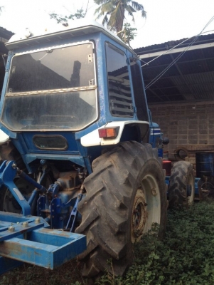 ลดราคา ขายด่วนรถไถฟอร์ด 2เพลารุ่น  7700 เทอร์โบ