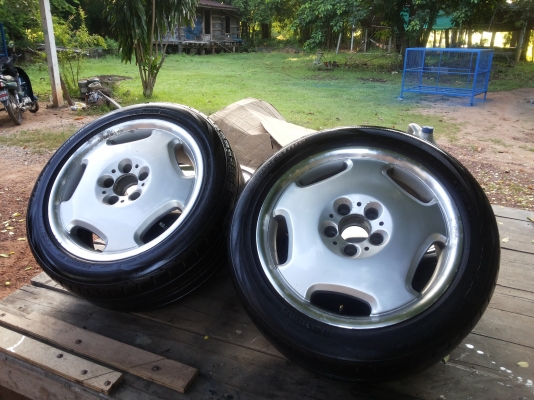 แม๊ก 17 พร้อมยางปี 2012