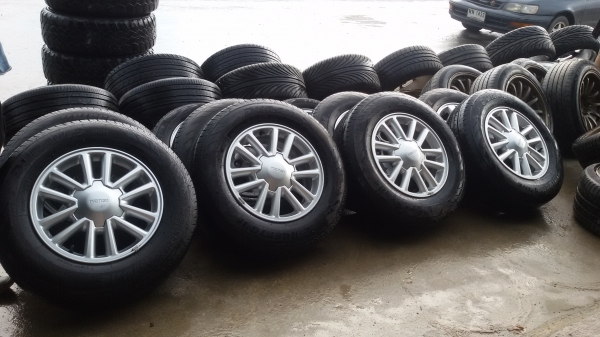 ขายล้อขอบ16 6รู isuzuขอบ16ชุดละ12500