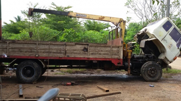 ขายHINO F17 เครื่องEH700 168แรง ห้างแท้เดิมทั้งคัน กระบะบรรทุกยาว6เมตร เครน3t 3ปอก 2ชัก พ.เพาเวอร์ เบรกทิฟฟี่ เครื่องดี คัชซีสวย สภาพพร้อมใช้งาน เอกสารพร้อมโอน สนใจโทร090-8588220คุณนะ ID:narong498 หรือwww.truck.in.th/498