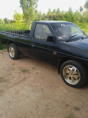 ขายนิสสัน บิกเอ็มตอนเดียวสวยๆๆคับ