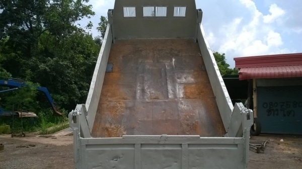 ขาย 6 ล้อหัวยาวดั้ม สภาพพร้อมใช้งาน คัสซีสวยตลอดเส้น เครื่อง HO6C 180 แรงม้า เกียร์ HO เฟืองท้าย FUSO พวงมาลัยพาวเวอร์ ยางเต็ม ทะเบียนเต็มพร้อมโอน ราคาต่อรองได้ครับ