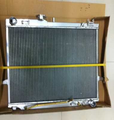 ขายหม้อน้ำมิเนียมdmax triton vigoราคา4,xxxบาท เย็นๆเลยคับ ใส่แล้วความร้อนเย็นลงไวคับ สวยๆเนียนๆ โทร0825671760รับประกัน6เดือนคับ ถ่ายเทความร้อนได้ดีกว่าหม้อน้ำเดิมแน่นอนคับ งานเชื่อมสวยงาม  ใส่กับโครงพัดลมเดิมได้เลย เย็นจริงคับ ต้องลอง