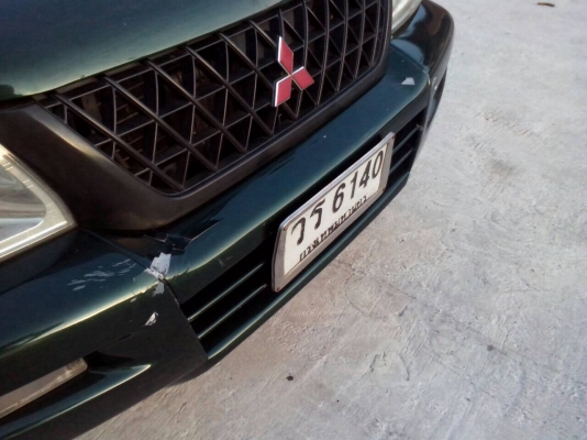 ขายดาว์น 0 บาท รถสตราด้า แกรนดิส 4ประตู 2.5 ปี2003 ขายดาว์น 0 บาท รถสตราด้า แกรนดิส 4ประตู 2.5 ปี2003