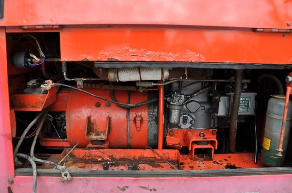 ตู้เชื่อมพร้อมเครื่องปั่นไฟ DENYO 200SS