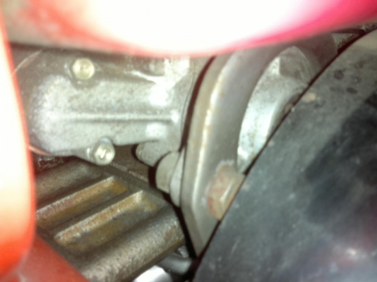 ขายเครื่องสูบเดียวเก่าญี่ปุ่นยี่ห้อ ยันม่าร์ รุ่น ss70 ขนาด 7 แรงม้าควงได้สตาร์ดกุญแจได้