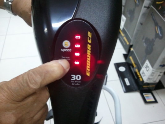ALL NEWมอเตอร์ไกด์ MINNKOTA ENDURA NEW 2013 BATTERY METER. มีรับประกันครับ