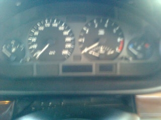 ขายรถเก๋ง BMW 323i ปี 2003 จัดไฟแนนซ์ได้ 600000 ราคา 600000