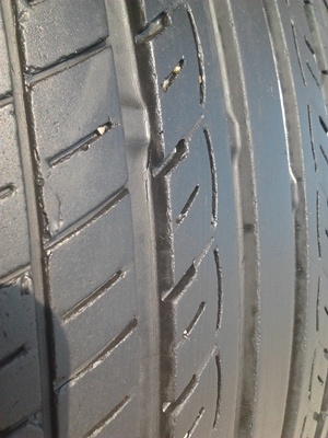 ขายยาง215/50/17 ปี 4309 YOKOHAMA dB JAPAN 1 คู่  ราคา :  2,000.00  บาท