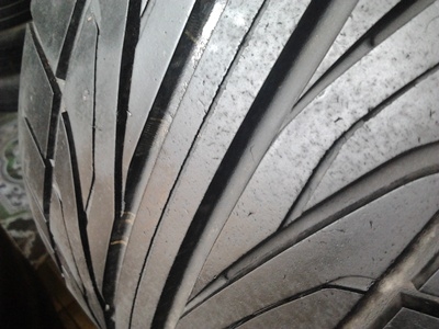 ขายยาง215/55/16 ปี 5011 DUNLOP DIREZZA DZ101 1 คู่  ราคา :  1,400.00  บาท