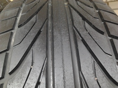 ขายยาง215/55/16 ปี 5011 DUNLOP DIREZZA DZ101 1 คู่  ราคา :  1,400.00  บาท