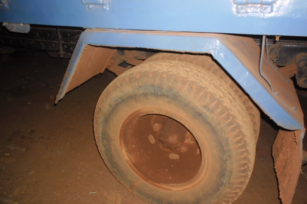 ISUZU NPR 120 HP 4HF1 กระบะคอกเหล็กยาว 4.30 เมตร เครื่องแห้งแรงดี หัวเก๋งสวยบางไม่มีผุอุปกรณ์ภายในเก๋งสวยครบพร้อม ช่วงล่างใหญ่คัชซีไม่มีดาม ยางสภาพดีพร้อมใช้งานได้เลยครับ เอกสารทะเบียนภาษีครบพร้อมโอน ราคาต่อรองได้ครับ