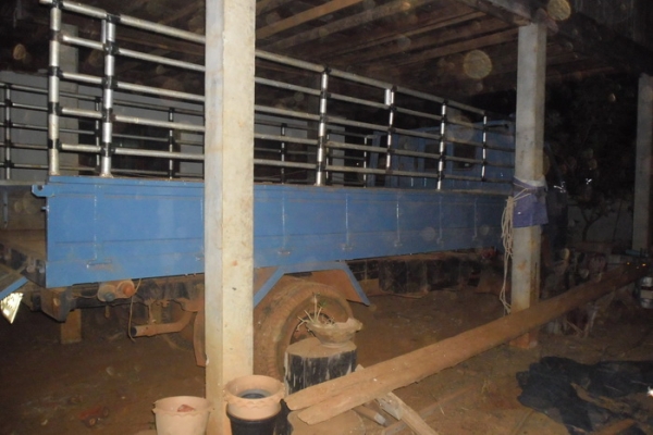 ISUZU NPR 120 HP 4HF1 กระบะคอกเหล็กยาว 4.30 เมตร เครื่องแห้งแรงดี หัวเก๋งสวยบางไม่มีผุอุปกรณ์ภายในเก๋งสวยครบพร้อม ช่วงล่างใหญ่คัชซีไม่มีดาม ยางสภาพดีพร้อมใช้งานได้เลยครับ เอกสารทะเบียนภาษีครบพร้อมโอน ราคาต่อรองได้ครับ