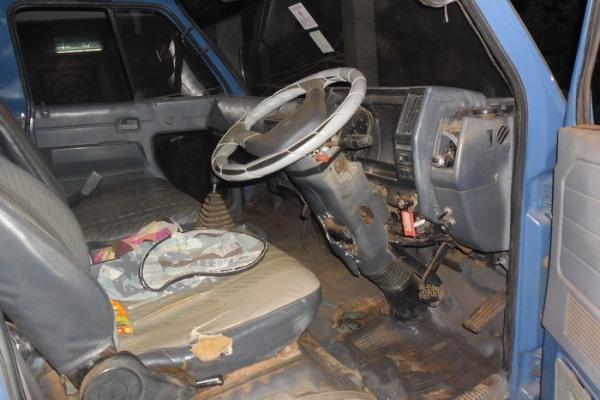 ISUZU NPR 120 HP 4HF1 กระบะคอกเหล็กยาว 4.30 เมตร เครื่องแห้งแรงดี หัวเก๋งสวยบางไม่มีผุอุปกรณ์ภายในเก๋งสวยครบพร้อม ช่วงล่างใหญ่คัชซีไม่มีดาม ยางสภาพดีพร้อมใช้งานได้เลยครับ เอกสารทะเบียนภาษีครบพร้อมโอน ราคาต่อรองได้ครับ