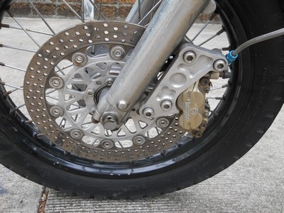 sr400(48,000บาท)ขายถูกๆเลย สนในจริงต่อลองได้ครับ ถ้าจะแลกโทรมาเลยครับ sr 400 อินวอย