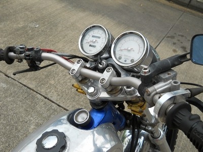 sr400(48,000บาท)ขายถูกๆเลย สนในจริงต่อลองได้ครับ ถ้าจะแลกโทรมาเลยครับ sr 400 อินวอย