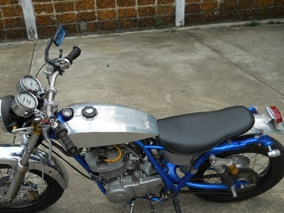 sr400(48,000บาท)ขายถูกๆเลย สนในจริงต่อลองได้ครับ ถ้าจะแลกโทรมาเลยครับ sr 400 อินวอย
