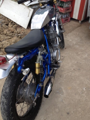 sr400(48,000บาท)ขายถูกๆเลย สนในจริงต่อลองได้ครับ ถ้าจะแลกโทรมาเลยครับ sr 400 อินวอย