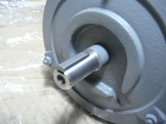 ขายมอเตอร์ใหม่ รุ่น0.55kw (0.7HP)  HITACHI