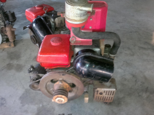 ขายเครื่องสูบเดียวเก่าญี่ปุ่นยี่ห้อ ยันม่าร์ รุ่น ss10ctขนาด 10.5 แรงม้าควงได้สตาร์ดกุญแจได้ ขายเครื่องสูบเดียวเก่าญี่ปุ่นยี่ห้อ ยันม่าร์ รุ่น ss10ctขนาด 10.5 แรงม้าควงได้สตาร์ดกุญแจได้