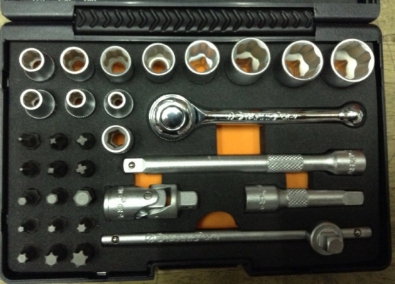 บ๊อกชุด 2 หุน(1/4)  starnic 33ชิ้น