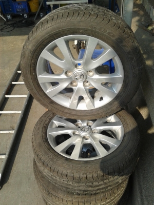 ล้อ+ยาง มาสด้า3 สภาพสวย ล้อ+ยาง มาสด้า3 สภาพสวย