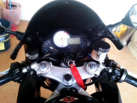 HONDA VTR1000F ปี 2001 อินวอย สรรพสามิตตัวจริง ปรับราคา 110000 ด่วนครับ HONDA VTR1000F ปี 2001 อินวอย สรรพสามิตตัวจริง ปรับราคา 110000 ด่วนครับ